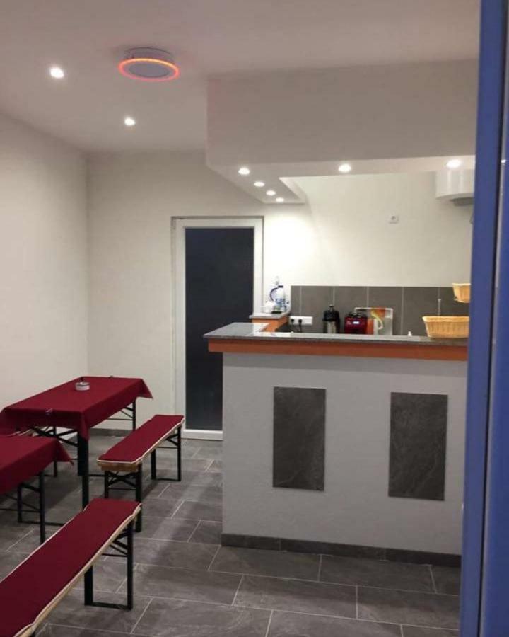 Apartmani Subasic Pag Town Exterior foto