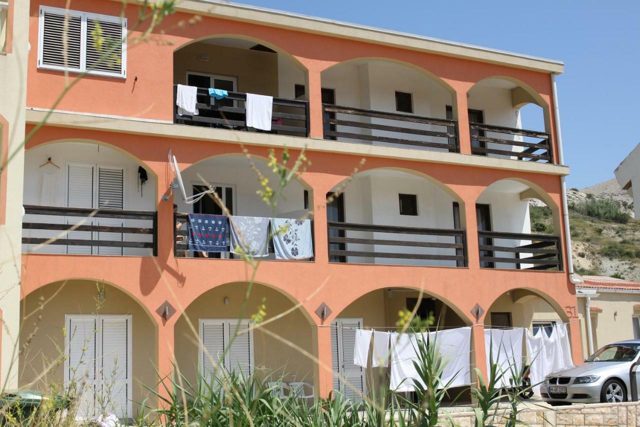 Apartmani Subasic Pag Town Exterior foto