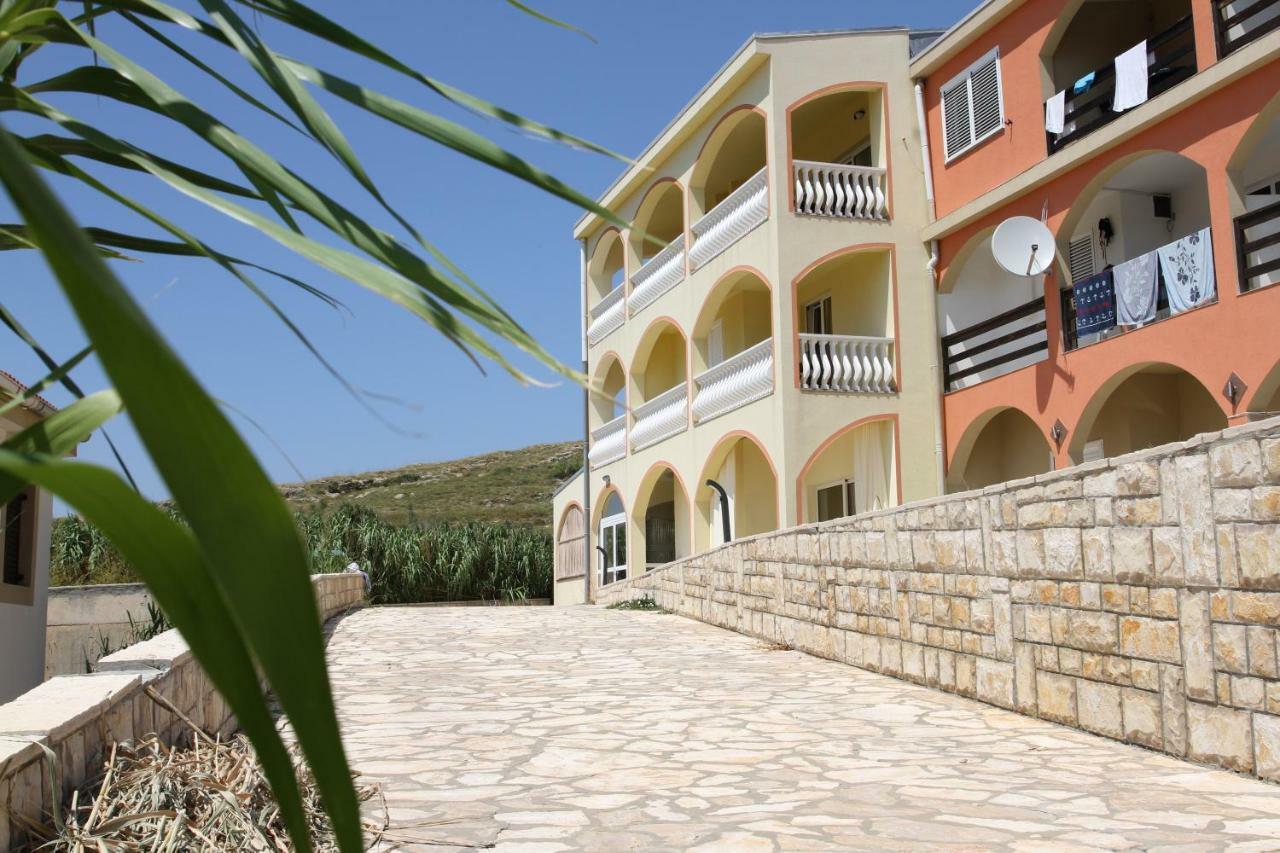Apartmani Subasic Pag Town Exterior foto