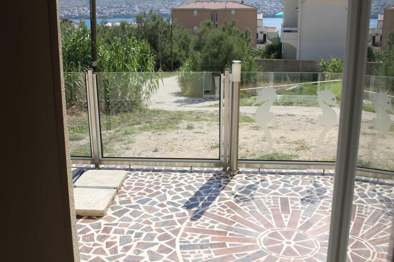 Apartmani Subasic Pag Town Exterior foto